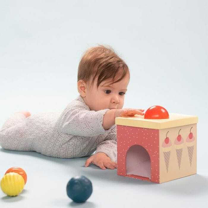 Παιχνίδι Στοίβαξης North Pole Ball Drop Stacker 12+m