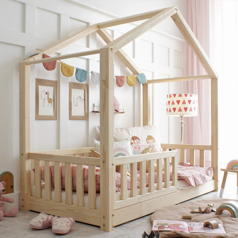 Παιδικό Κρεβάτι Σπιτάκι Housebed Με Προστατευτικό Κάγκελο Φυσικό Ξύλο 190x90cm 1cm Ποδαράκι - 10% Έκπτωση Στο Στρώμα