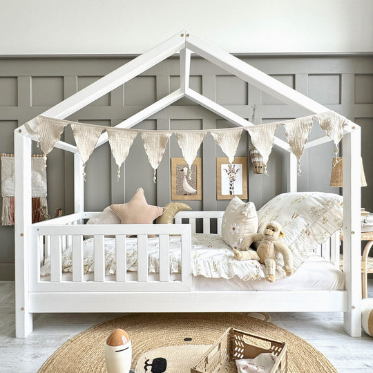 Παιδικό Κρεβάτι Housebed Λευκό με Προστατευτικό Κάγκελο 160x80cm