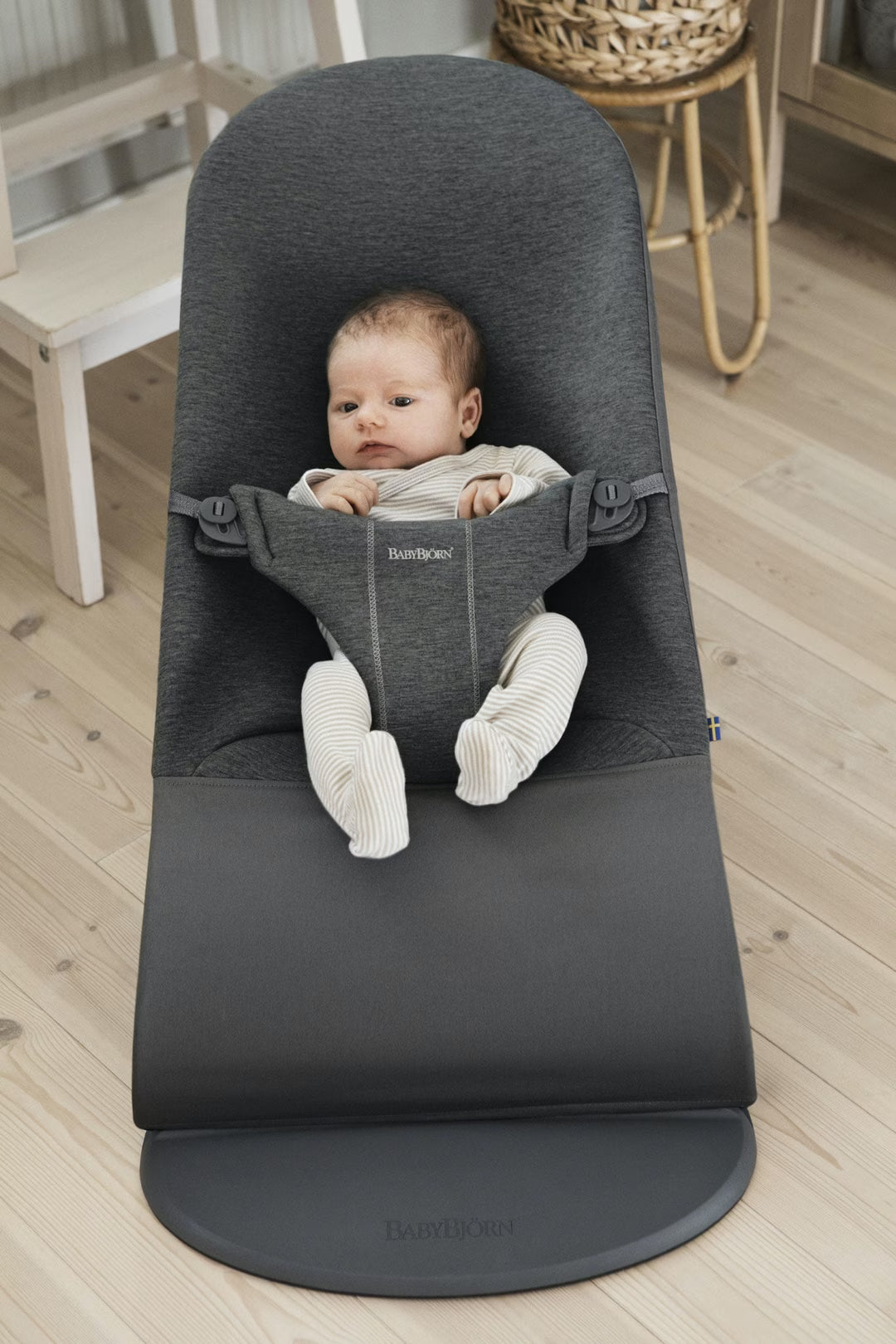 Ρηλάξ Bliss Jersey Charcoal Grey BabyBjorn