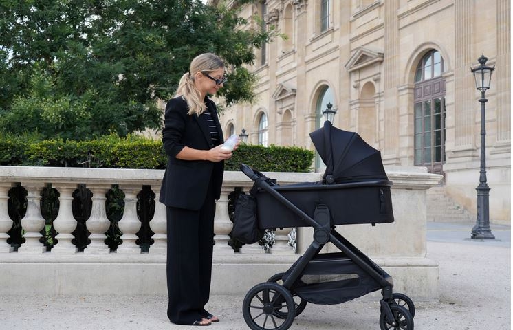 Καρότσι Layla 2 σε 1 Black Lionelo
